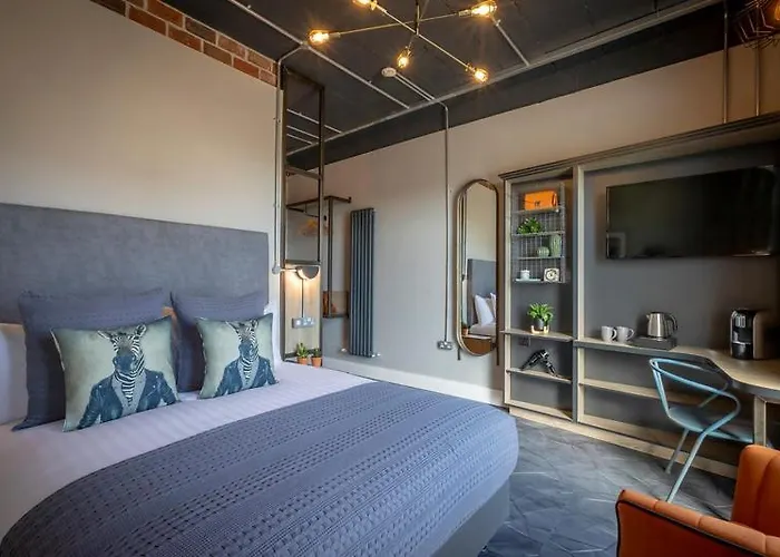 Hotel67